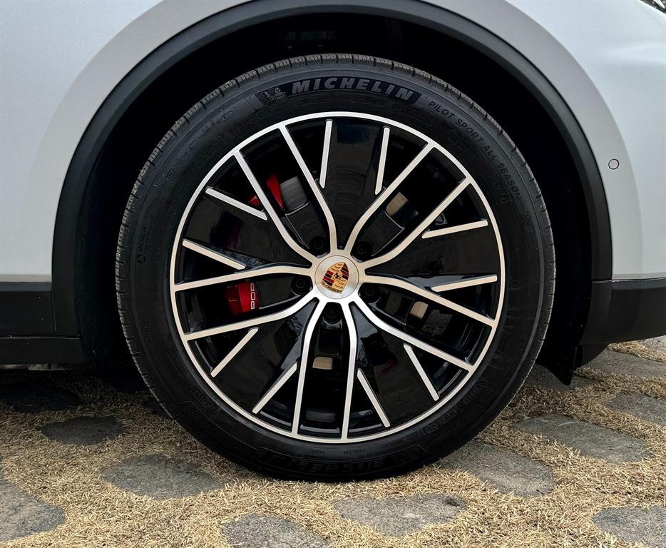 Porsche Macan - Vista 6