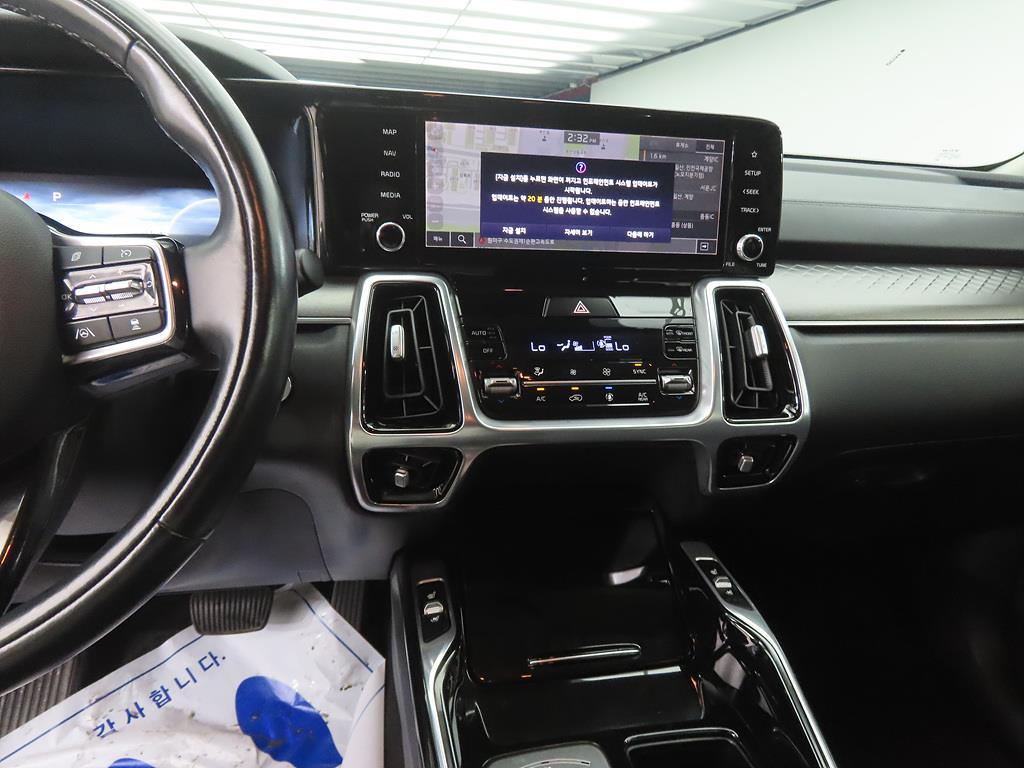 KIA Sorento - Vista 10