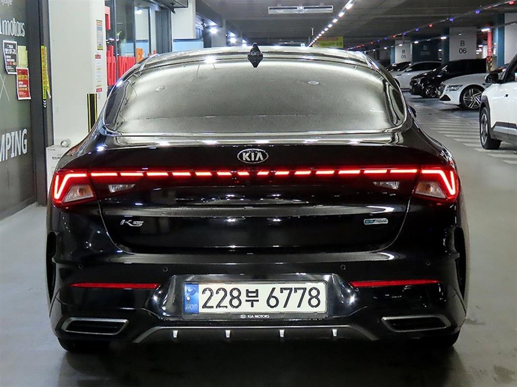 KIA K5 - Vista 5