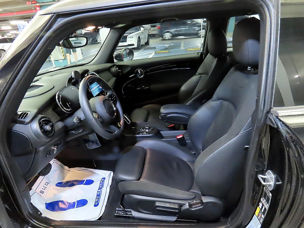 Mini Cooper Electric - Vista 6