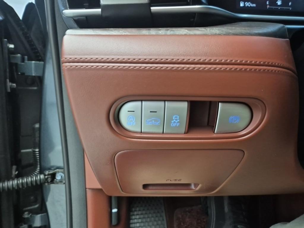 Genesis G90 2023 Gris - Importación desde Corea - HF Imports Iquique - Foto 18