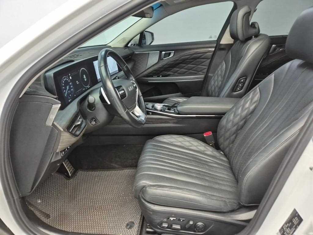 KIA K8 - Vista 11