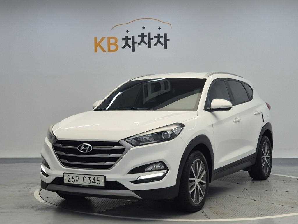 HYUNDAI Tucson 2017 Blanco - Importación desde Corea - HF Imports Iquique - Foto 1
