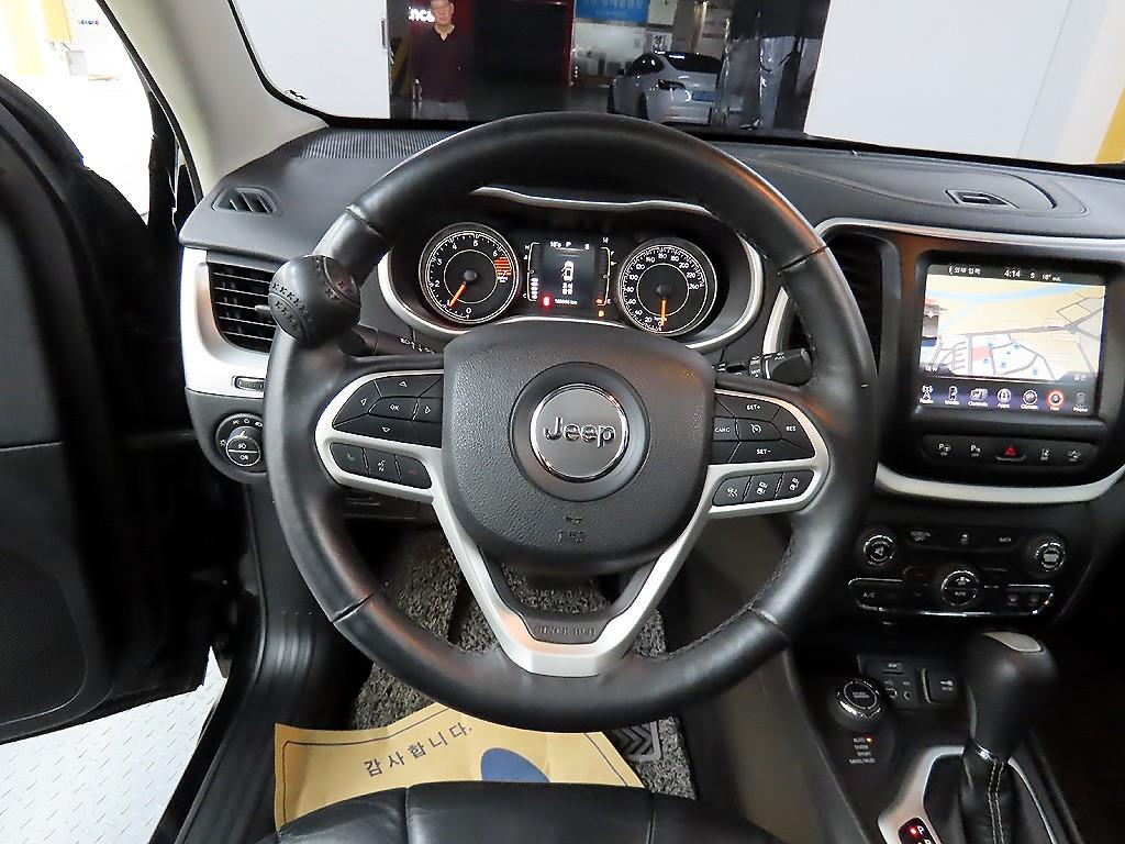 Jeep Cherokee - Vista 9