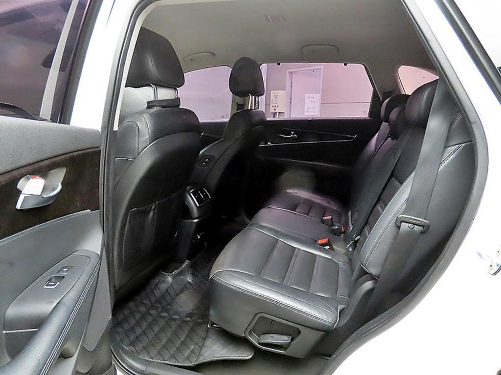 KIA Sorento - Vista 6