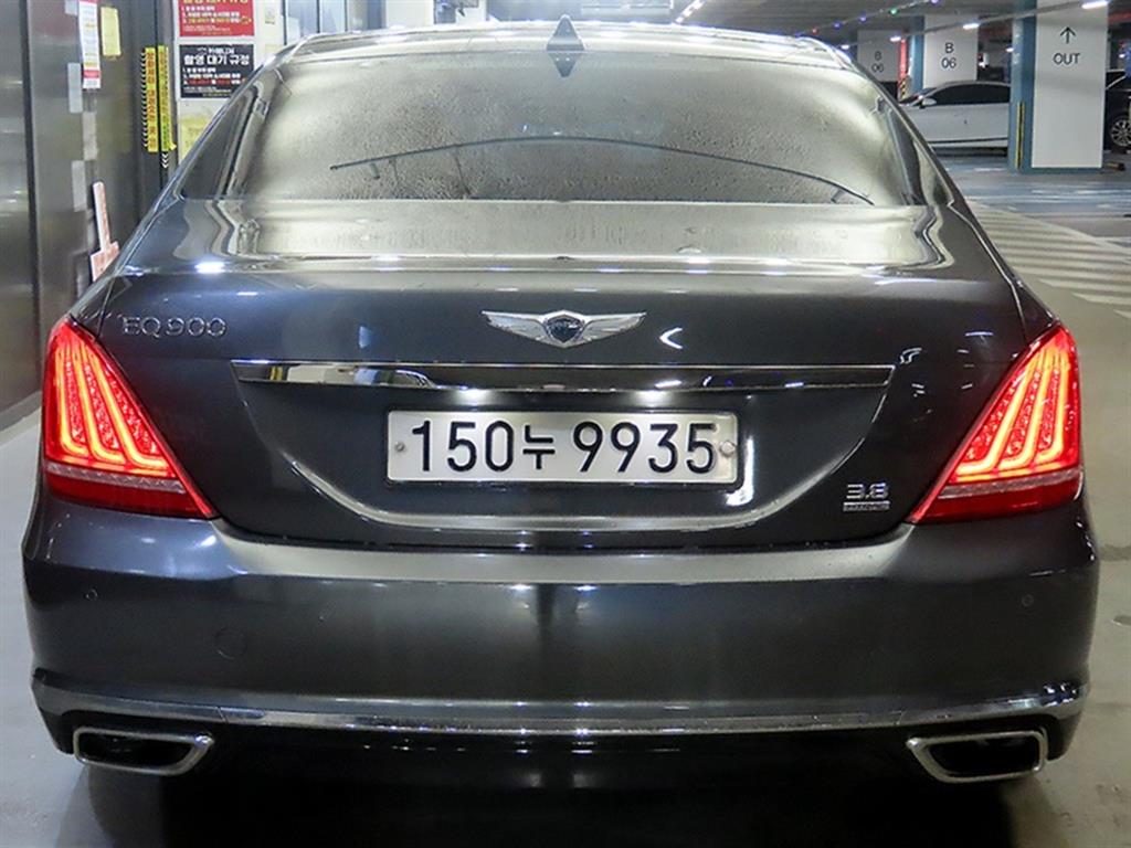 Genesis EQ900 - Vista 5
