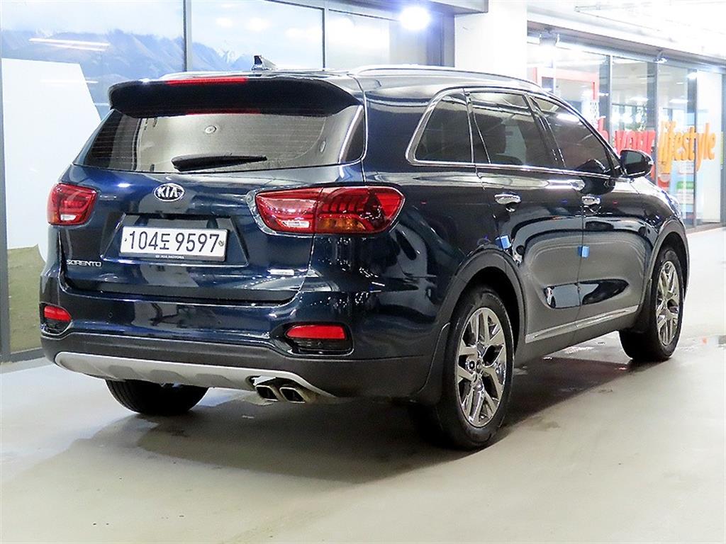 KIA Sorento - Vista 4