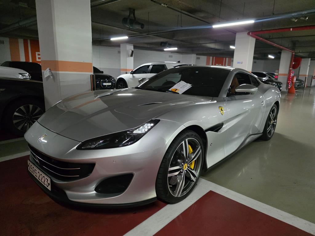 Ferrari Portofino - Vista 2