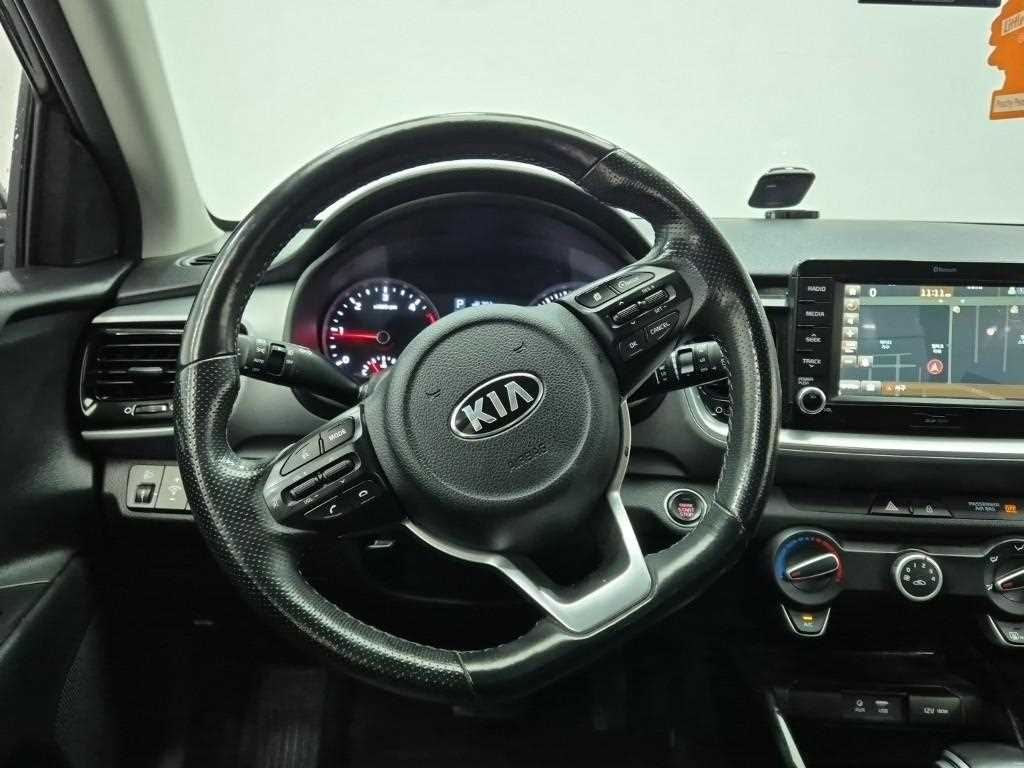 KIA Stonic - Vista 9