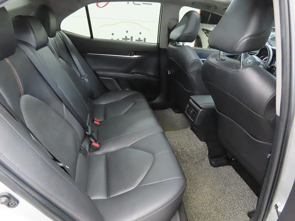 Toyota Camry - Vista 7