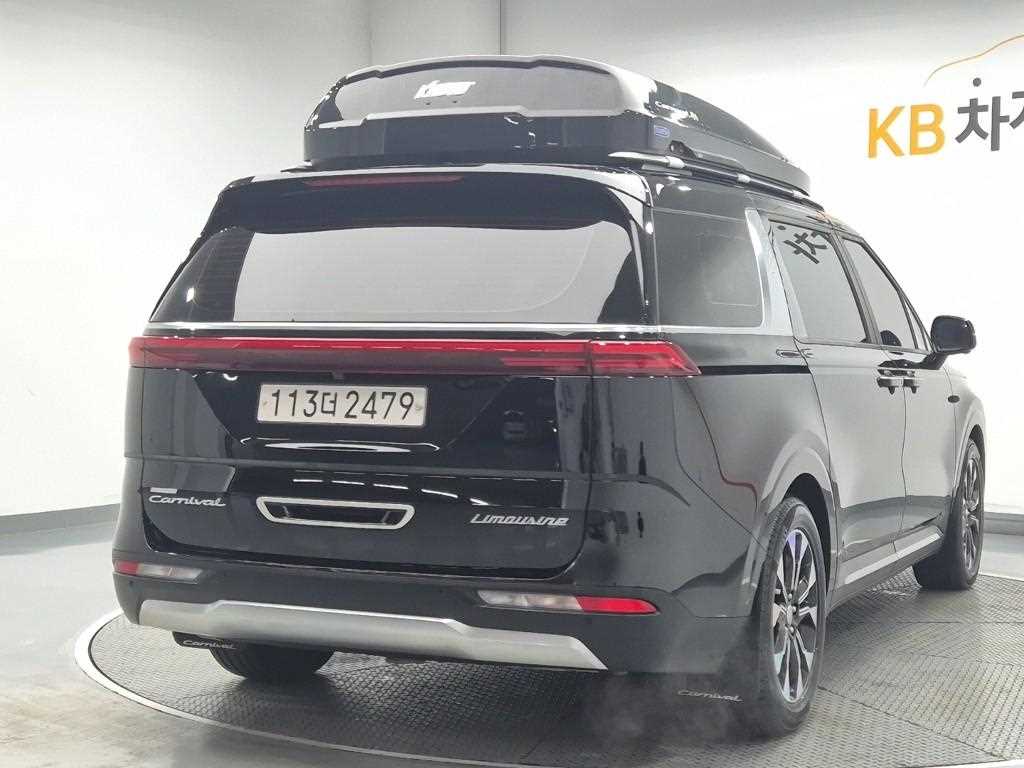 KIA Carnival - Vista 3