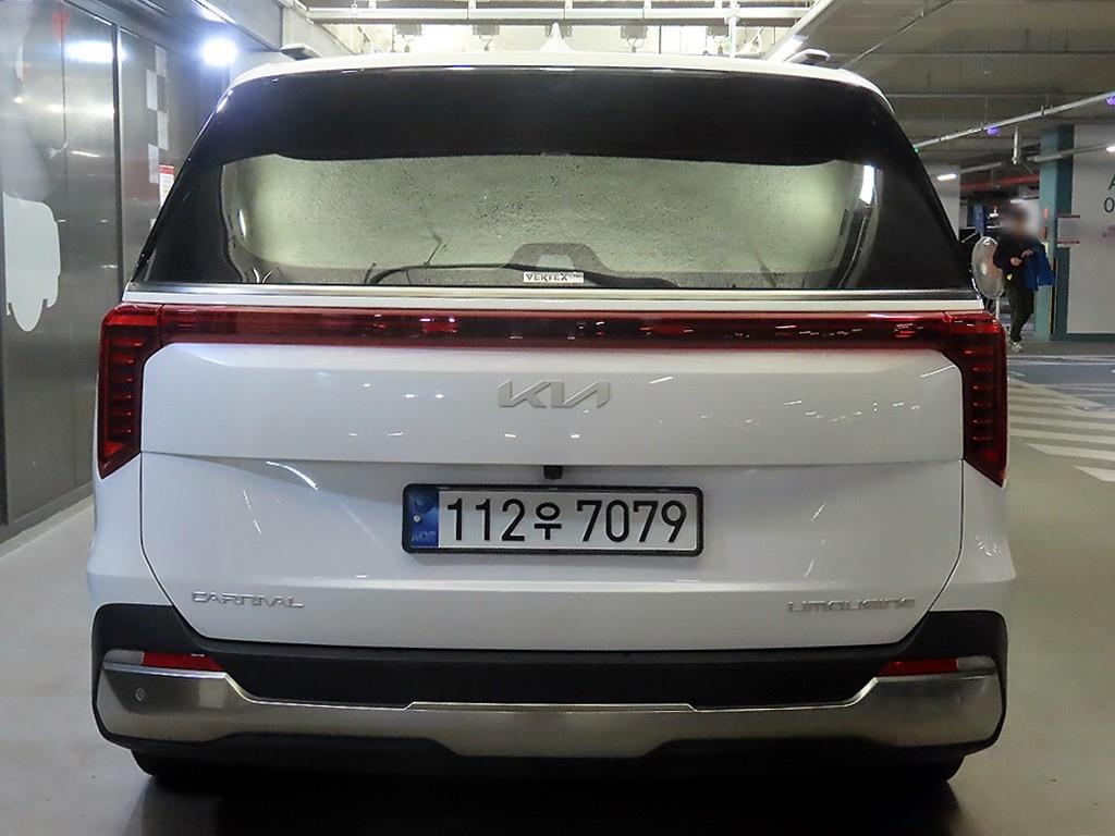 KIA Carnival - Vista 5