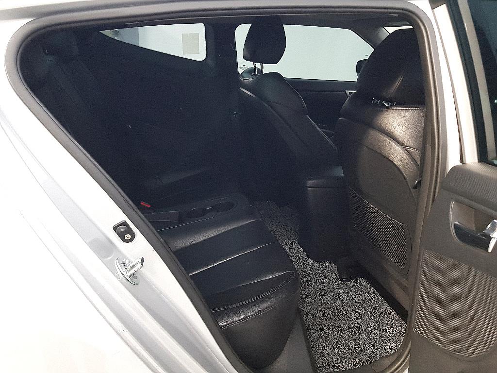 HYUNDAI Veloster - Vista 9