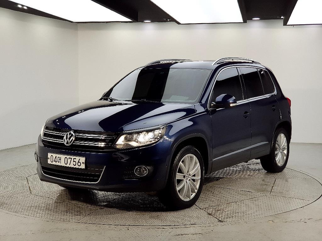 Volkswagen Tiguan 2016 Azul - Importación desde Corea - HF Imports Iquique - Foto 1