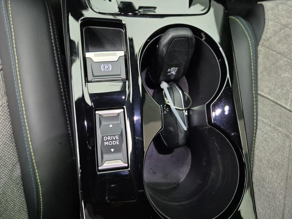 Peugeot 2008 2021 Negro - Importación desde Corea - HF Imports Iquique - Foto 16
