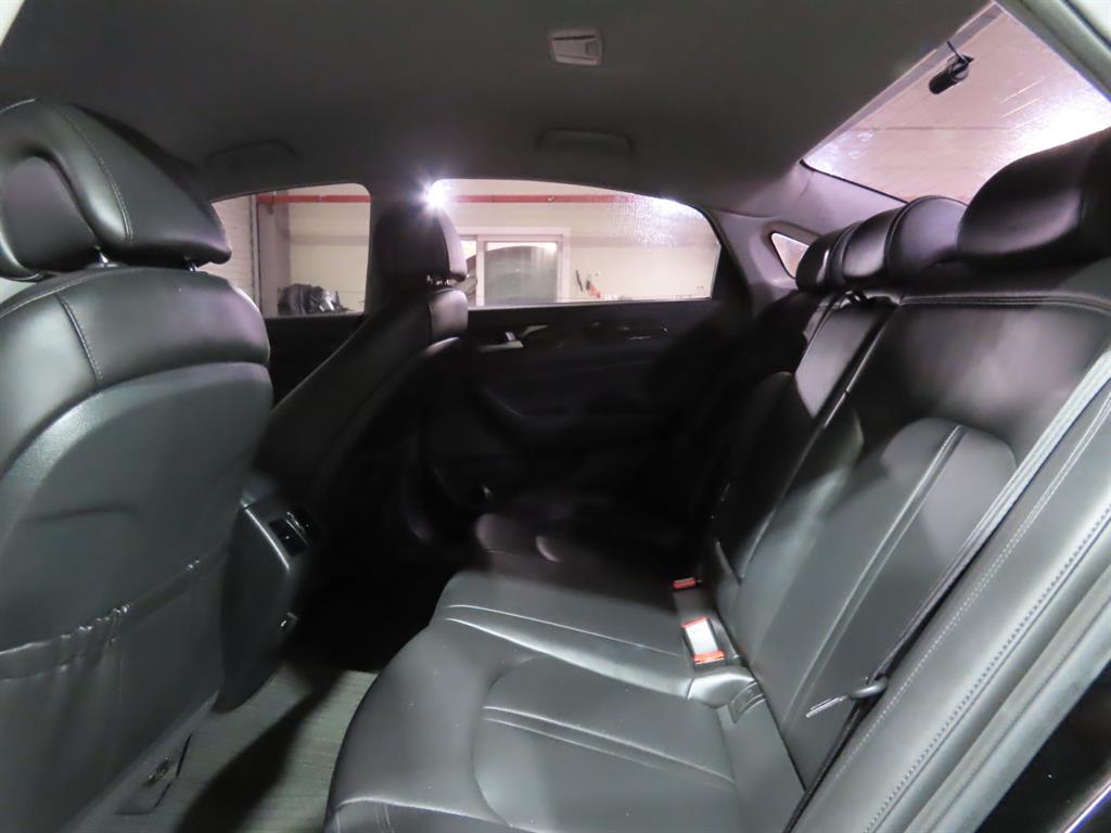 HYUNDAI Sonata - Vista 11