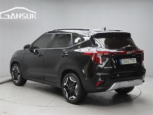 KIA Seltos - Vista 6