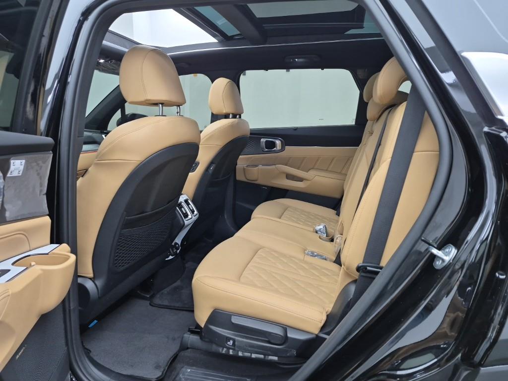 KIA Sorento - Vista 12