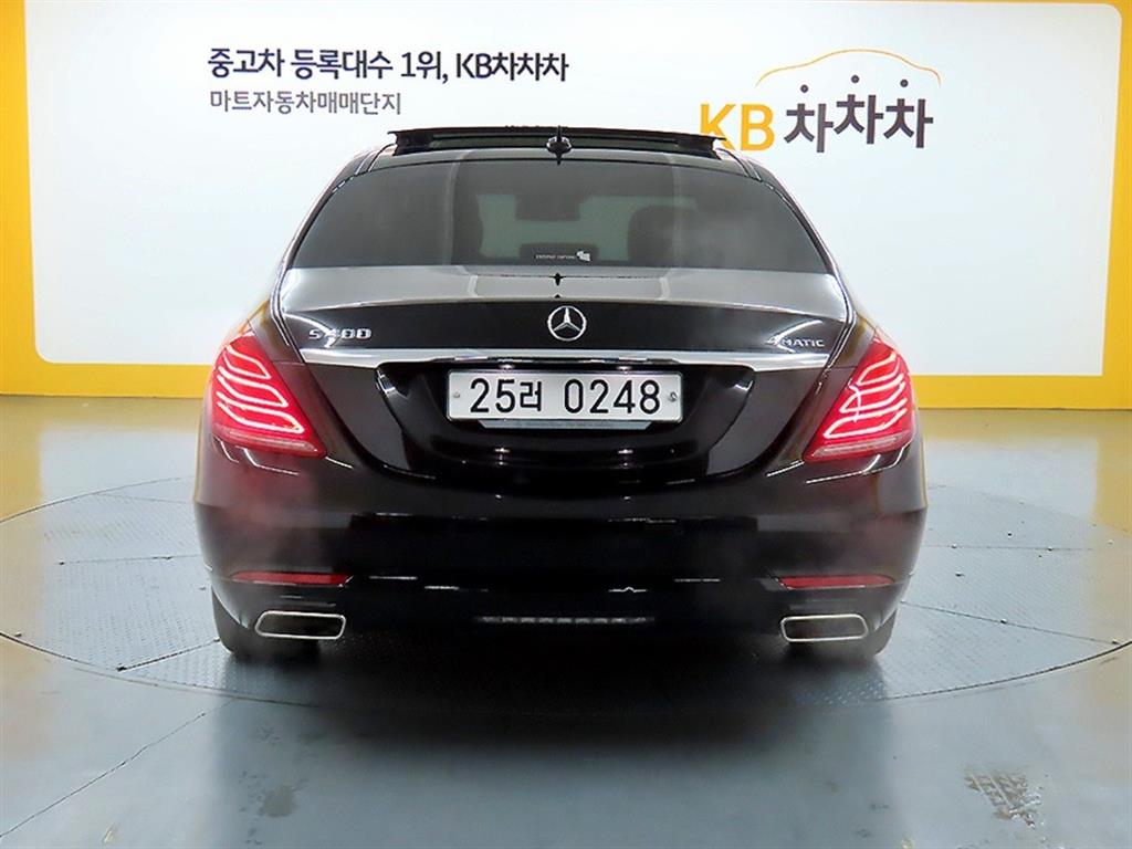 Mercedes Benz S Class - Vista 3