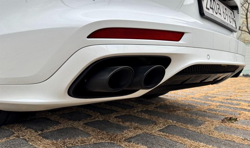Porsche Panamera - Vista 11
