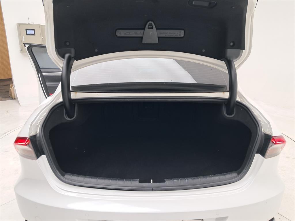 HYUNDAI Grandeur 2020 Blanco - Importación desde Corea - HF Imports Iquique - Foto 17