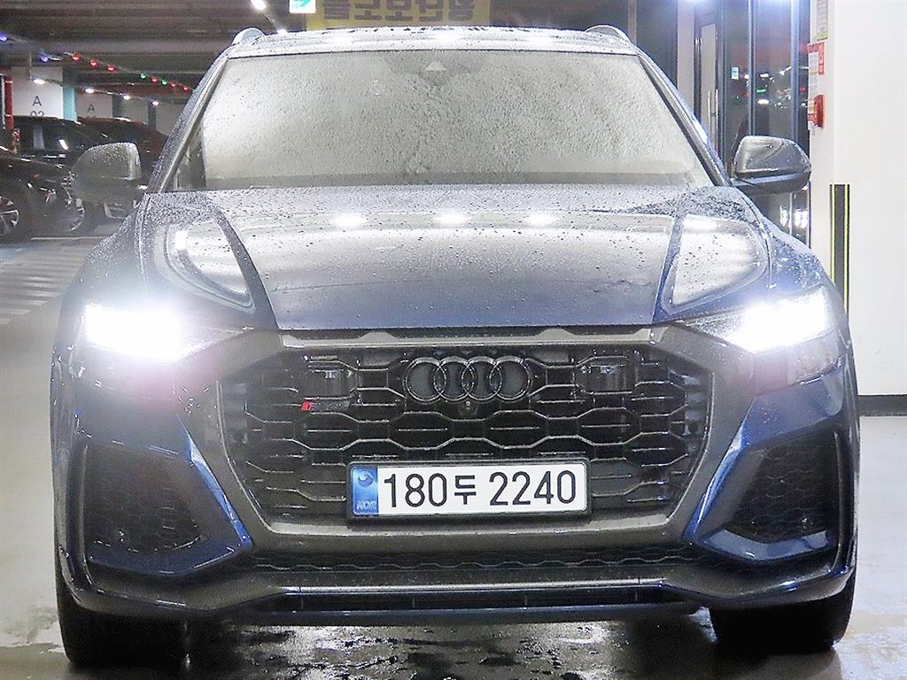 Audi RSQ8 - Vista 2