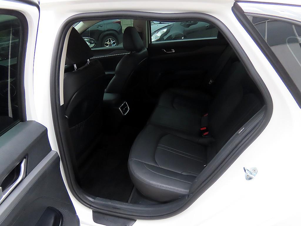 KIA K5 - Vista 6