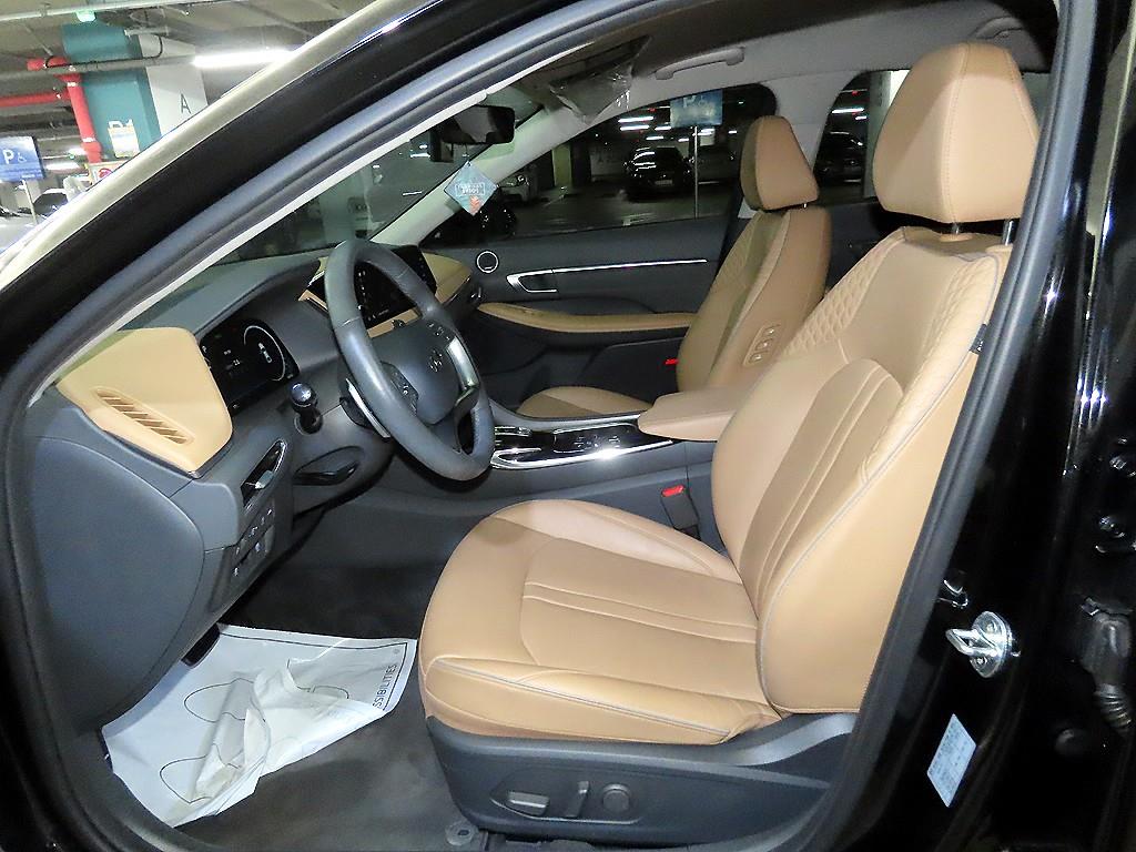 HYUNDAI Sonata - Vista 6