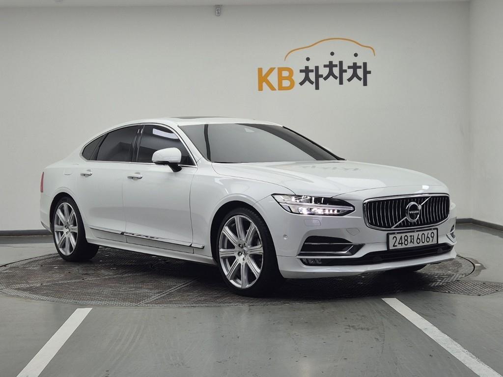 Volvo S90 - Vista 2
