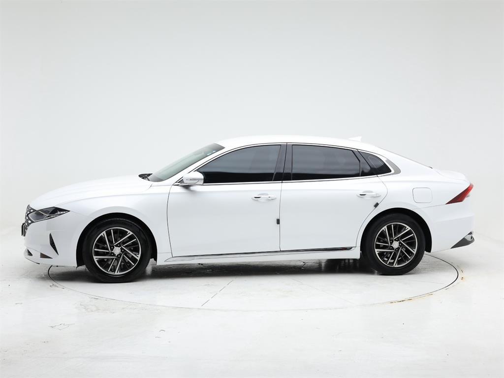 HYUNDAI Grandeur - Vista 3