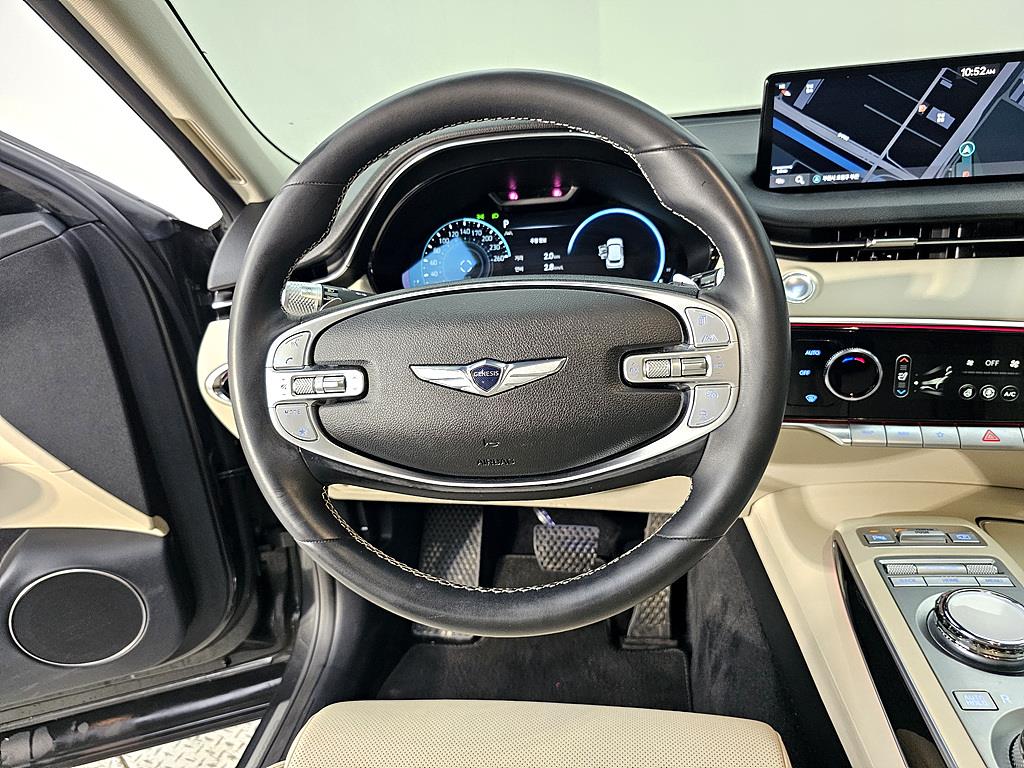 Genesis GV70 - Vista 12