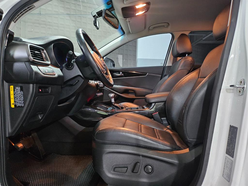 KIA Sorento - Vista 6