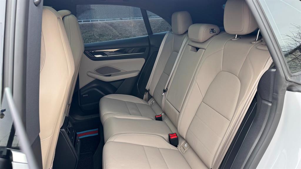 Porsche Macan 2025 Gris - Importación desde Corea - HF Imports Iquique - Foto 14