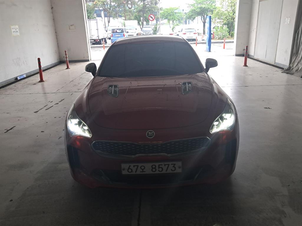 KIA Stinger 2020 Rojo - Importación desde Corea - HF Imports Iquique - Foto 1