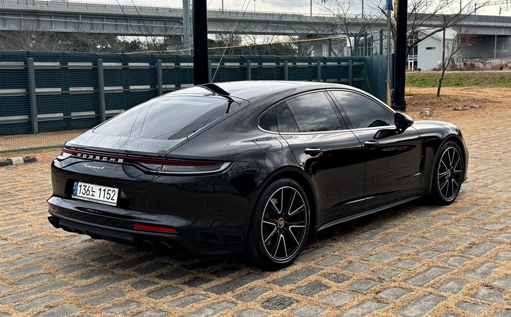 Porsche Panamera - Vista 10