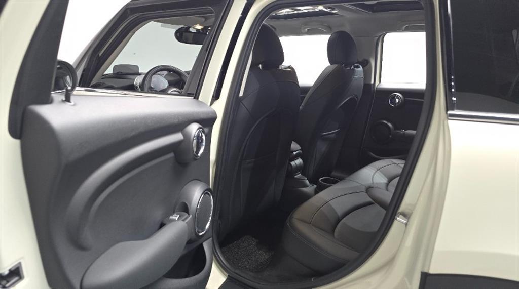 Mini Cooper - Vista 11