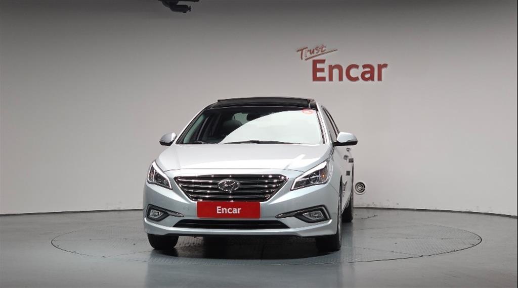HYUNDAI Sonata - Vista 3