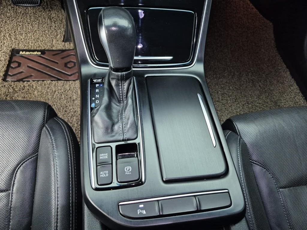 HYUNDAI Grandeur - Vista 8