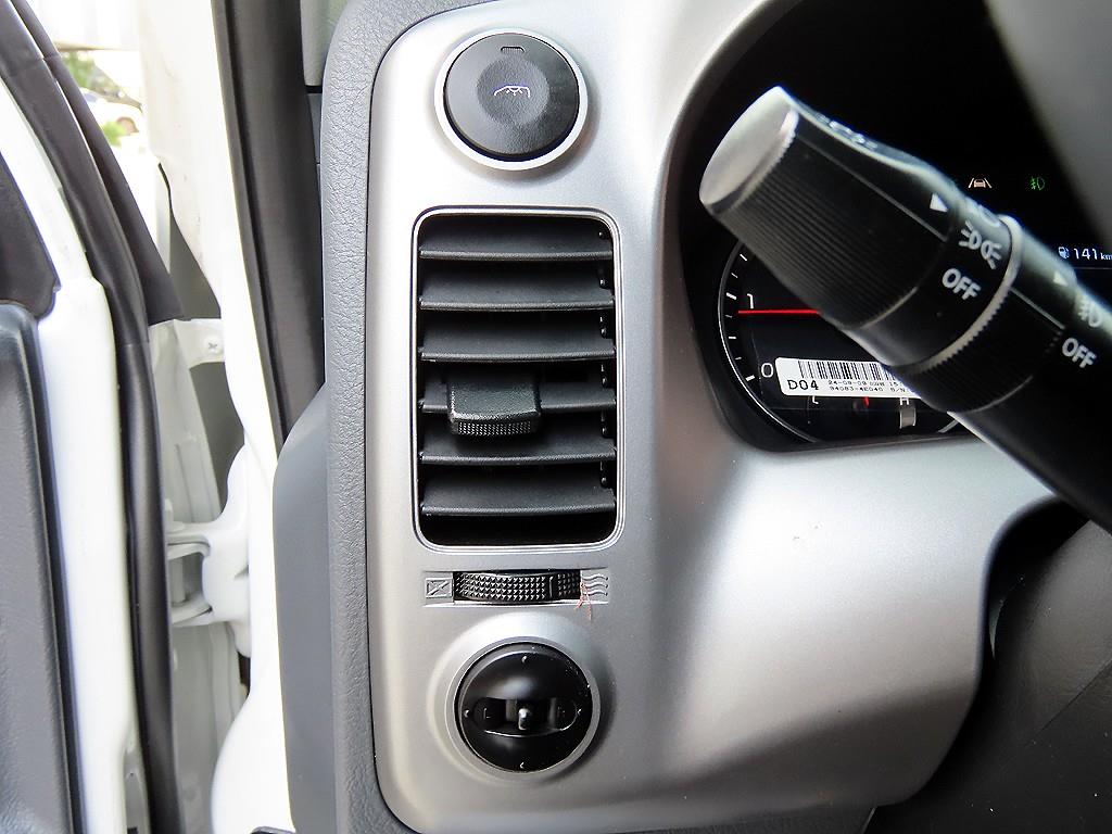 Small Truck Normal Box(Low Deck) 2025 Blanco - Importación desde Corea - HF Imports Iquique - Foto 13