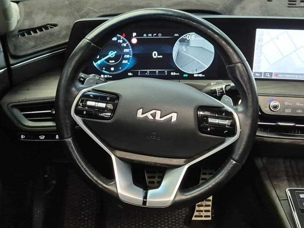 KIA K8 - Vista 9
