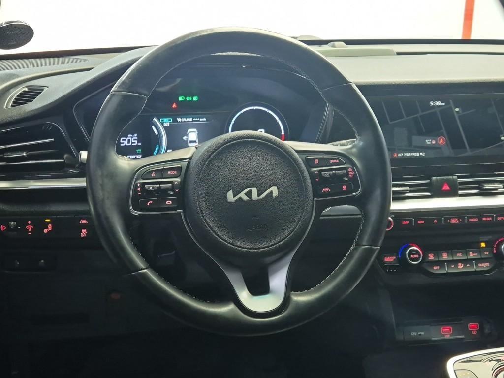 KIA Niro - Vista 9