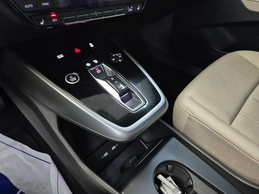 Audi Q4 - Vista 8