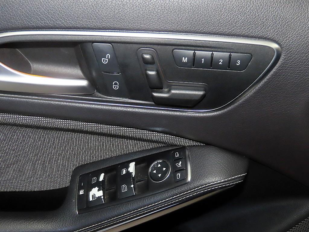 Mercedes Benz A Class 2014 Gris - Importación desde Corea - HF Imports Iquique - Foto 14