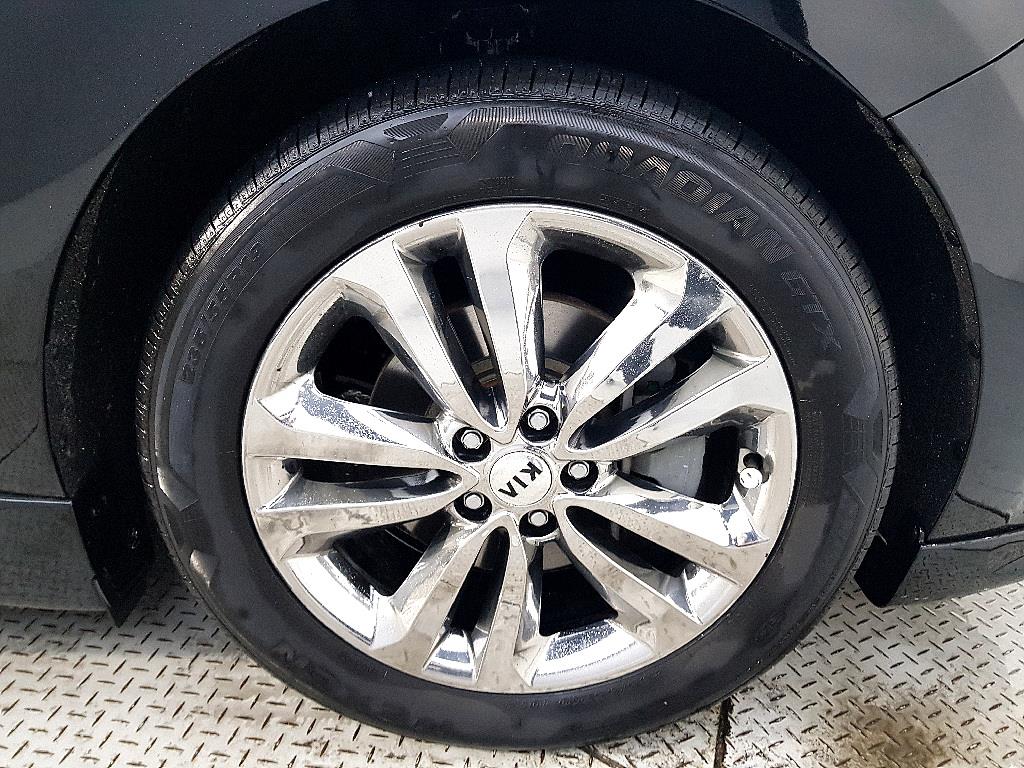 KIA Carnival 2016 Negro - Importación desde Corea - HF Imports Iquique - Foto 20