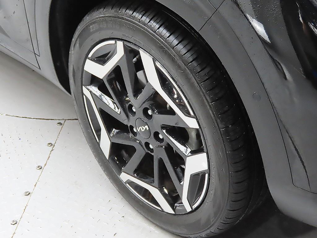 KIA Seltos - Vista 9