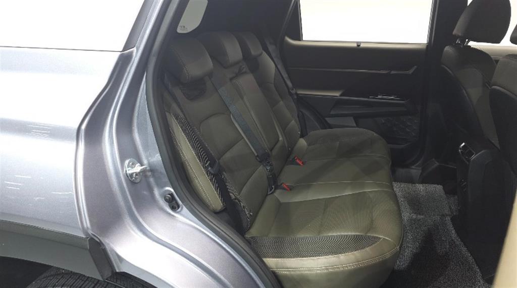 Ssangyong Torres - Vista 12
