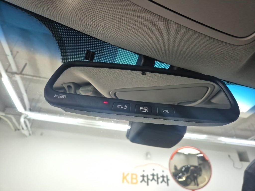 KIA K7 - Vista 9