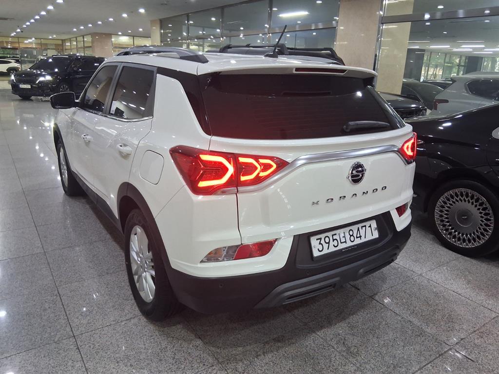 Ssangyong Korando - Vista 4