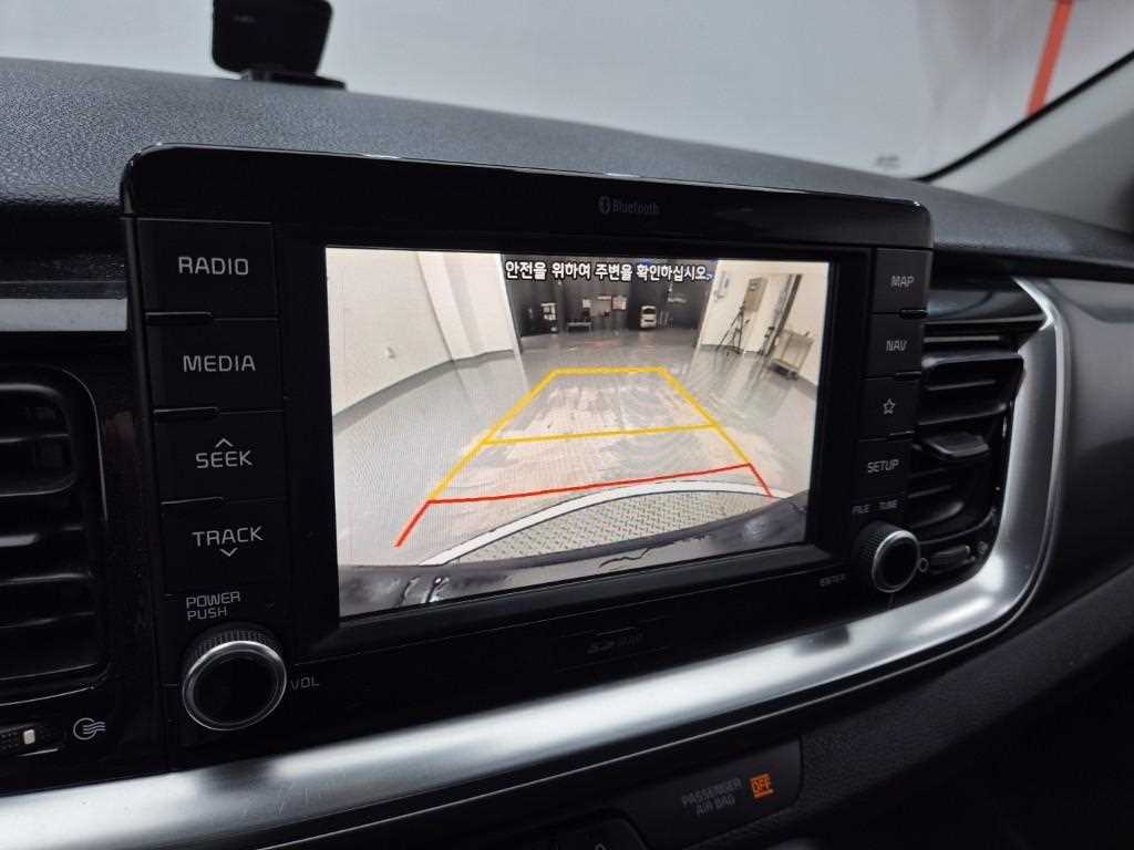 KIA Stonic 2018 Negro - Importación desde Corea - HF Imports Iquique - Foto 14
