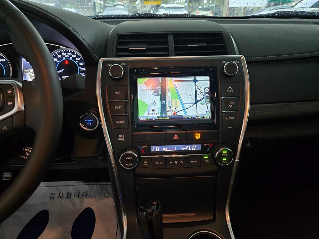 Toyota Camry - Vista 10